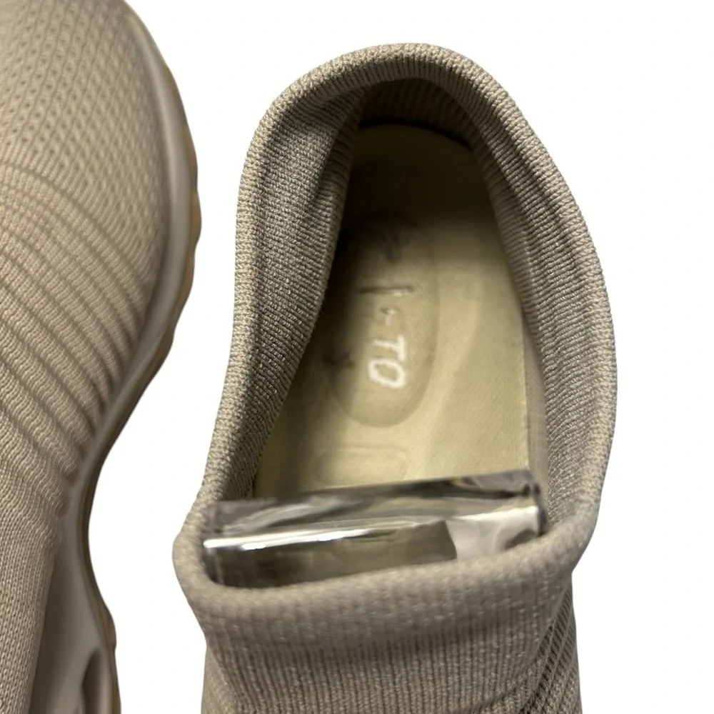STQ Women’s Air Cushion Walking Shoes Sz 9